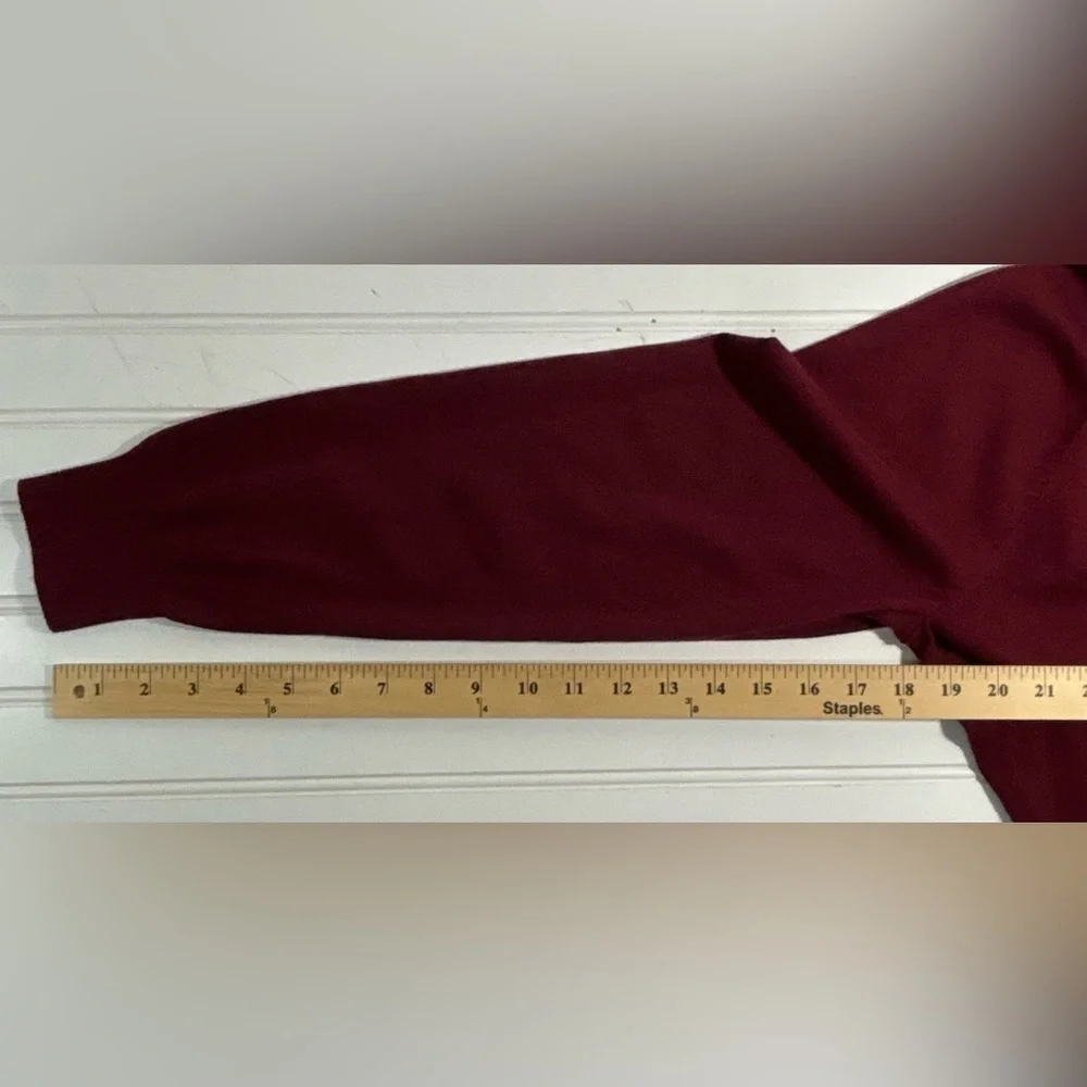 Old Navy Burgundy V Neck Sweater Lightweight Men’s Size Large Cotton New W Tags